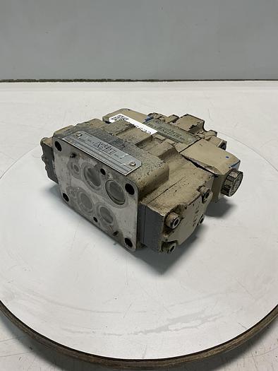 Used VICKERS DG5V-7-33C-T-P2-T-80-JA