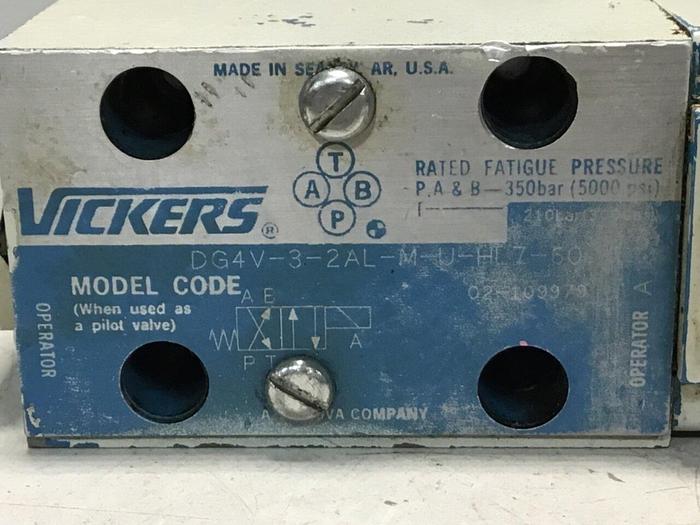 Used VICKERS Valves DG4V-3-2AL-M-U-HL7-60 #125201