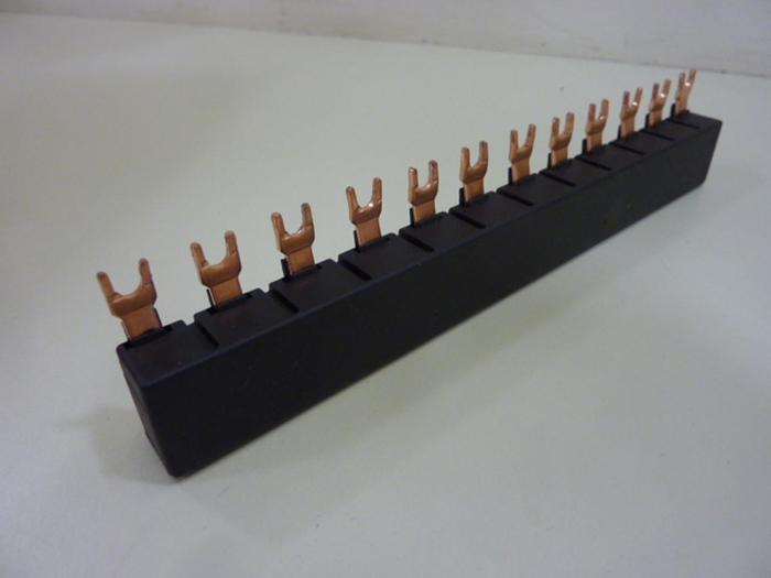 Used SIEMENS Connector 3RV1915-1CB #46381