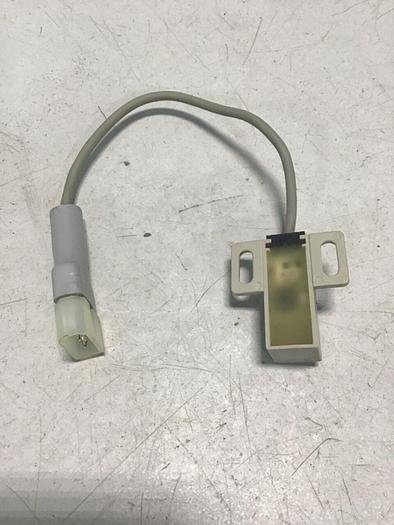 Used FUJI ELECTRIC Proximity Switch PE-B4D3 #128348