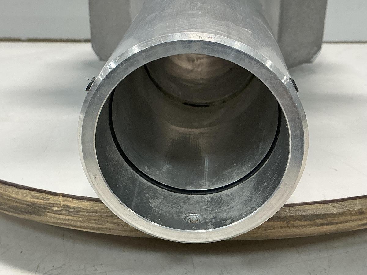 Used AEC WHITLOCK 2.5B24HM