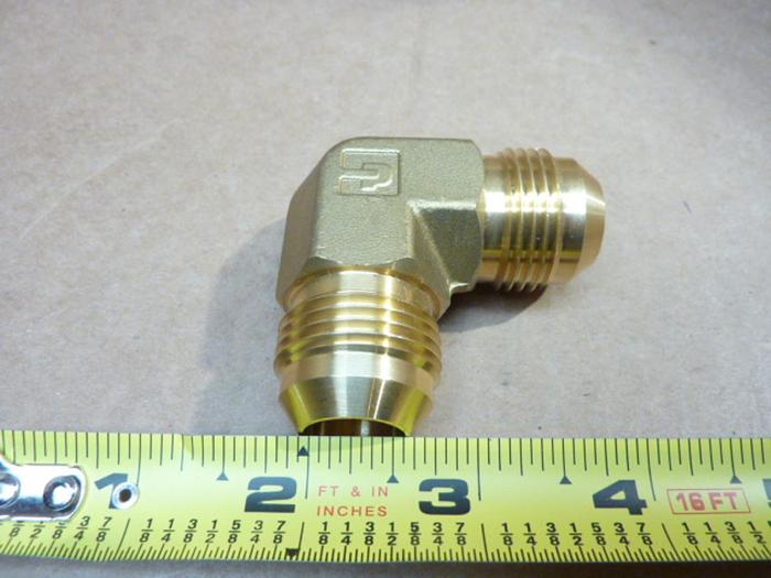 PRESSURE CONNECTIONS Union Elbow 2500-12-12-B NEW