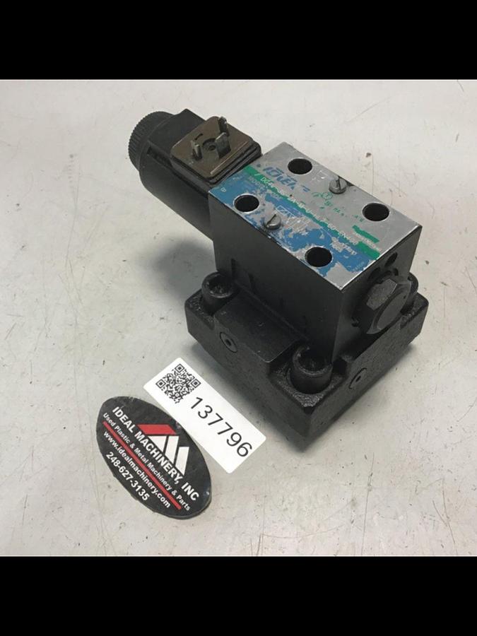 Used VICKERS Valve DG4V3S2AMUHL760EN490 Used