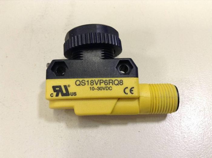 Used BANNER ENGINEERING World Beam Sensor QS18VP6RQ8 #86868