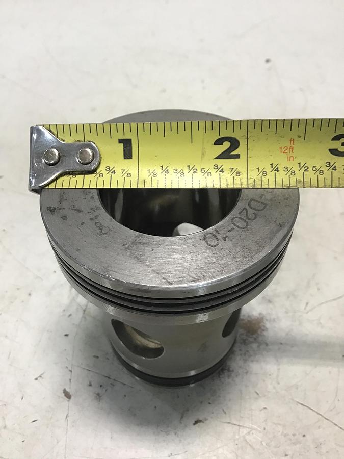 Used VICKERS 32-D20-10