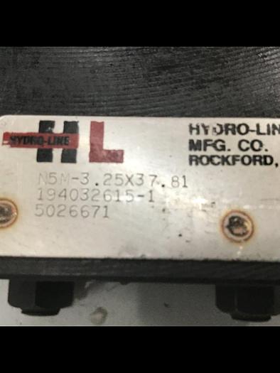 Used HYDRO LINE Traverse Cylinder N5M-3.25X37.81 #135814
