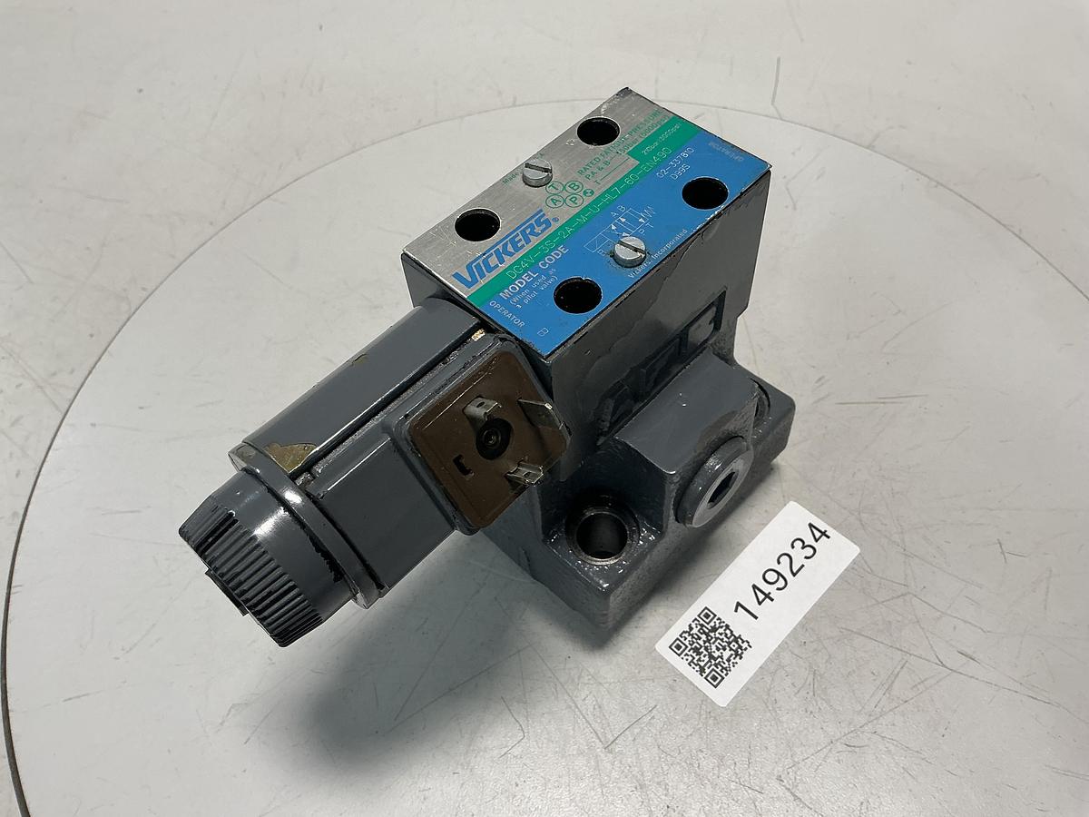 Used VICKERS DG4V-3S-2A-M-U-HL7-60-EN490
