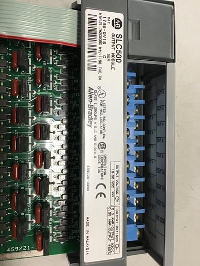 Used ALLEN BRADLEY Output Module 1746-OV16 SER C #118327