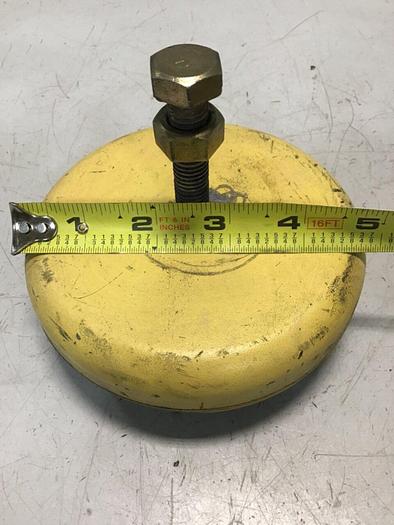 Used GENERIC Leveling Mount Pad 4 7/8 DIAMETER M/M #122733