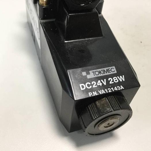Used VICKERS Directional Control Valve DG4V32AMP7H750 #95476