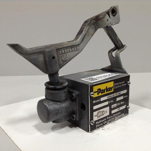 Used PARKER Directional Control Valve D3ML4B10X4384 #89845