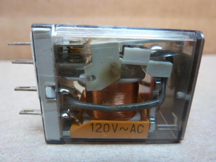 Used FINDER Relay 55.32 #31087