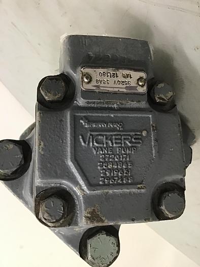 Used VICKERS Vane Pump 3520V38A8 Used #143951