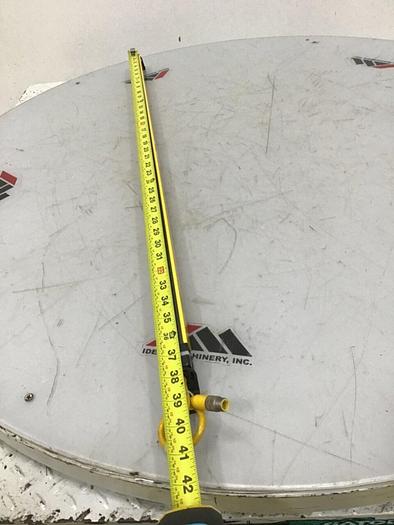 Used BANNER ENGINEERING Light Curtain Emitter USE3624YP2 #49870