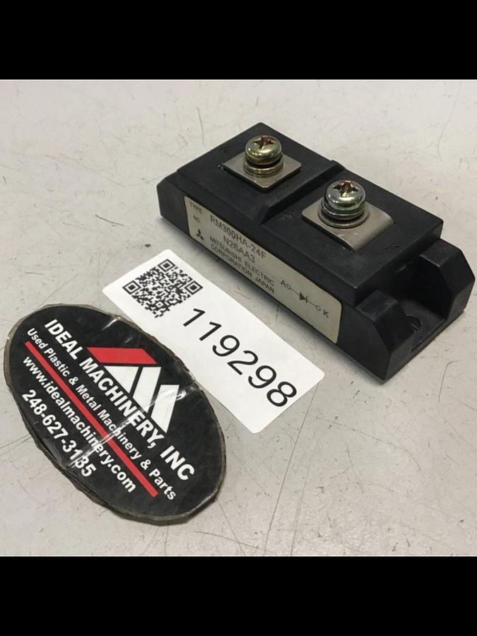 Used MITSUBISHI Power Module Supply RM300HA-24F Used