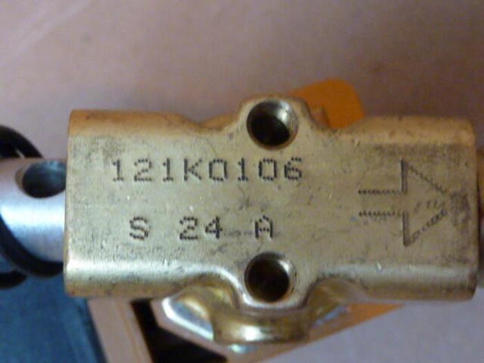 Used LUCIFER Solenoid Valve Coil 48 1865A5 F #33903