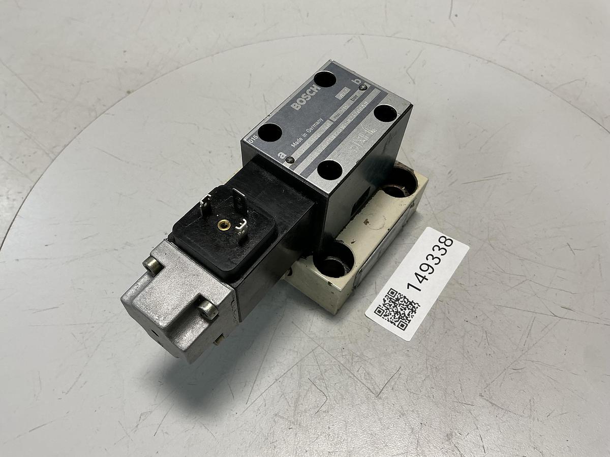 Used BOSCH 0 810 090 240