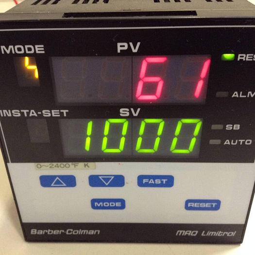 Used BARBER COLMAN Temperature Controller MAQ8-01905-001-0-00 #82999