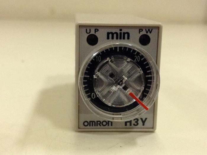 OMRON Timer H3Y-4-30 MINUTE #79511