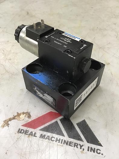 Used REXROTH 4WE6D61EG24N9K4 & Base Valve Used #141457