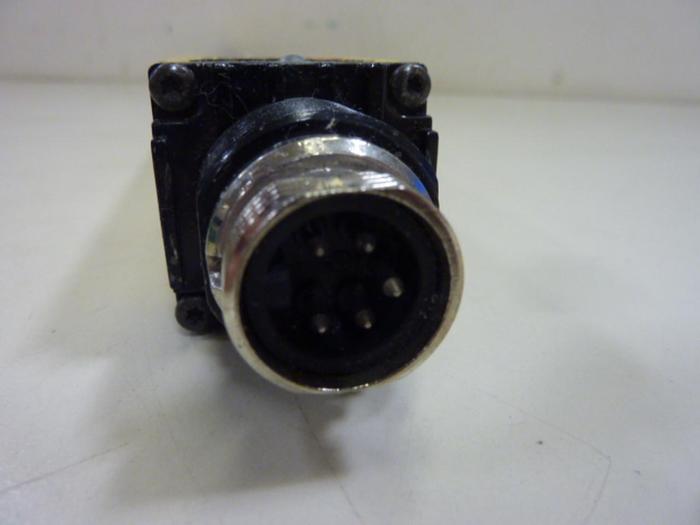 Used BANNER ENGINEERING Light Curtain Emitter MSE2424Y #58101