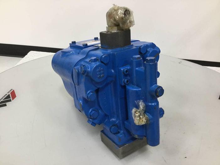 Used VICKERS Hydraulic Vane Pump PVE47Q1R122C21V1721 Used