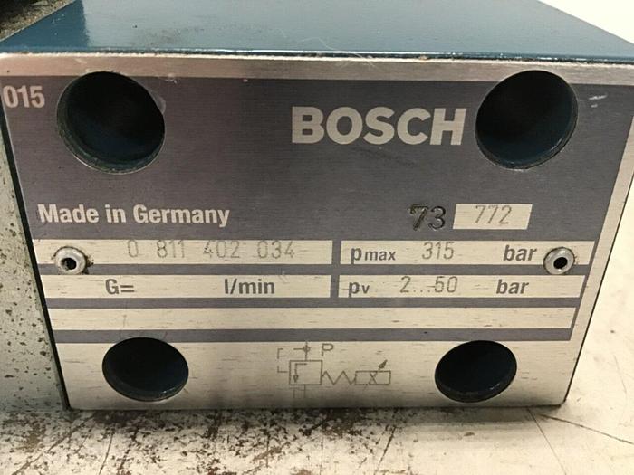 Used BOSCH Hydraulic Valve 0 811 402 034 Used