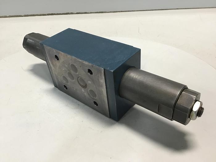 Used BOSCH Valve 0 811 101 266