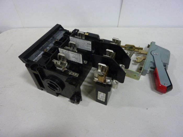 Used ALLEN BRADLEY 60 Amp Disconnect Switch 1494V-DS60 SER A #57447