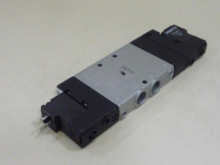 Used FESTO Solenoid Valve CPE18-M1H-5/3E-1/4 #59685