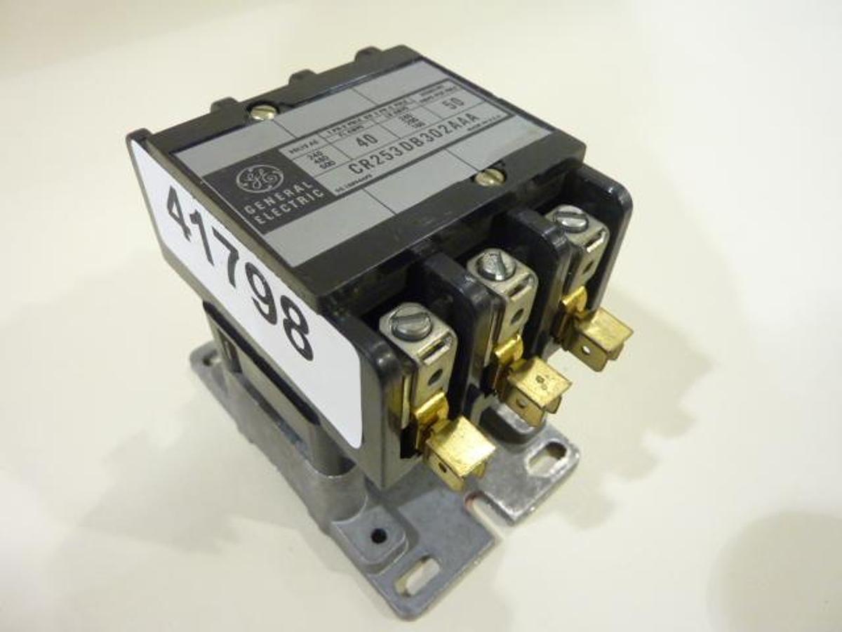 Used GENERAL ELECTRIC / GE Contactor CR253DB302AAA Used