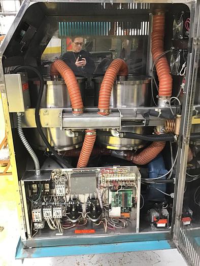 Used UNA-DYN Auto Mini Desiccant Dryer w/Hoppers UDC-100 HOPST Used #142056