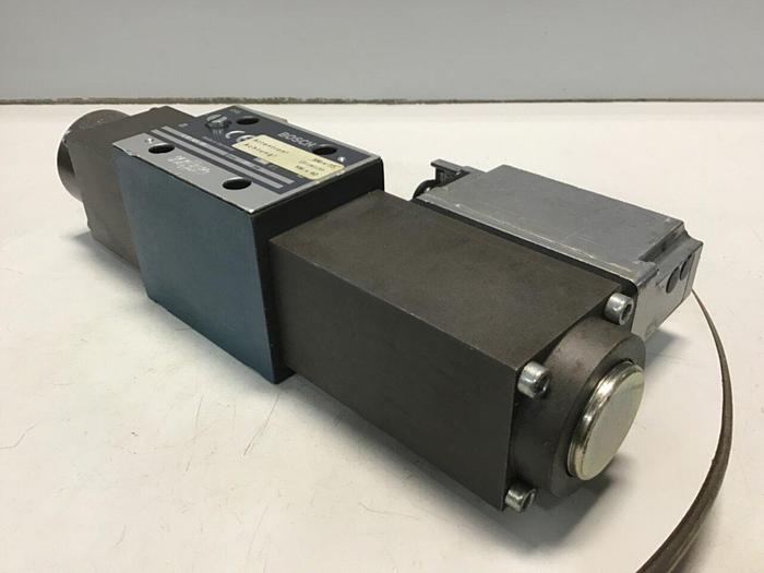 Used BOSCH SERVO Proportional Valve 0 811 404 775 USED