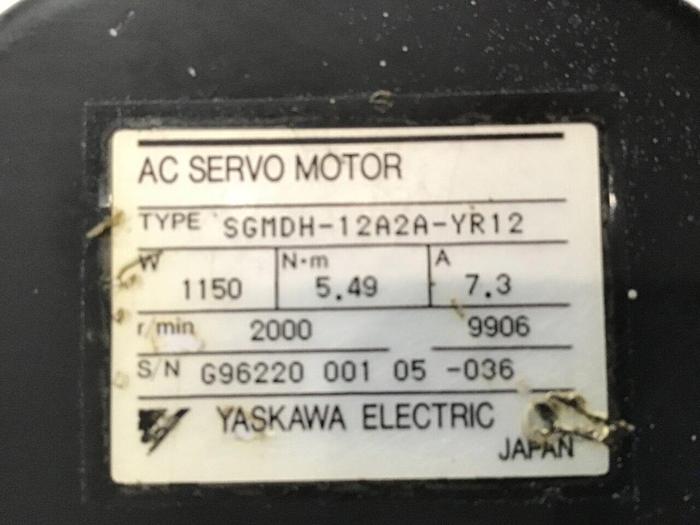 Used YASKAWA ELECTRIC AC Servo Motor SGMDH-12A2A-YR12 #125348