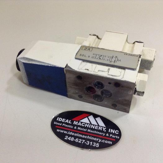 Used VICKERS Directional Control Valve DG4V32AMP7H750 #74198