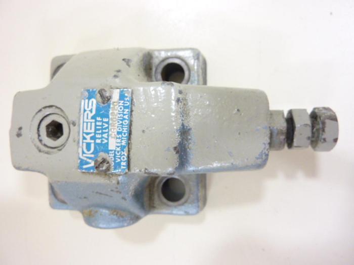 Used VICKERS Relief Valve CGR0220 #44519