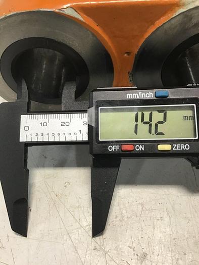 Used CINCINNATI MILACRON Toggle Link 3927573 #140573