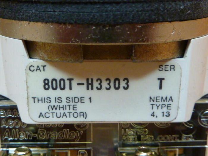 Used ALLEN BRADLEY Selector Switch 800T-H3303 SER T #29342