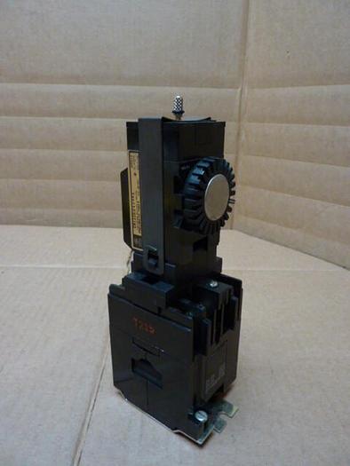 Used GENERAL ELECTRIC / GE Pneumatic Timer CR122B040 A #26812