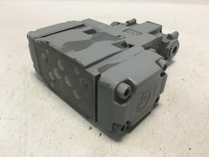 Used REXROTH Valve 4WEH10D40M0/6AG24NPS-997-0 #137311