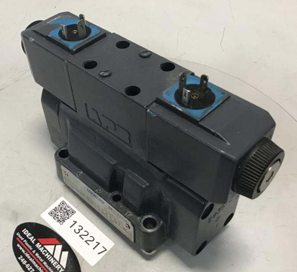 Used VICKERS Valve DG5S40431CETMUHL770 USED