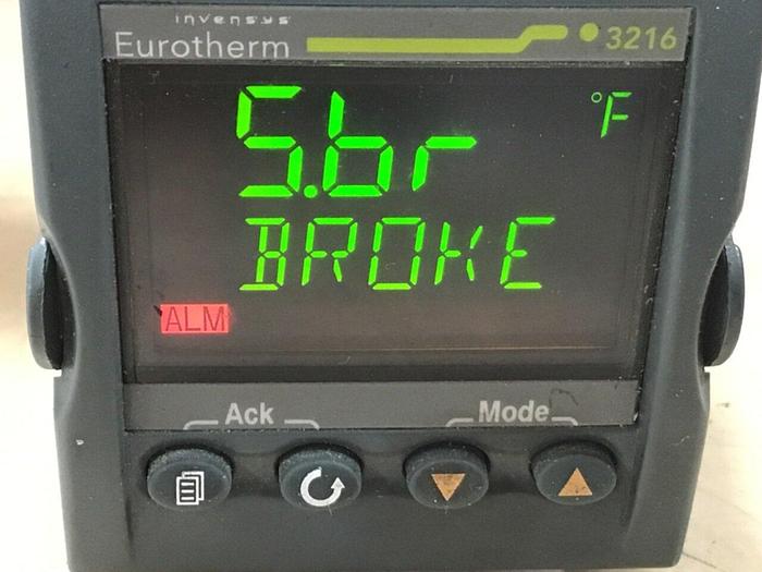 Used EUROTHERM CONTROLS Temperature Control 3216/CC/VH/RRXX/X/XXX/G/ENG #135450