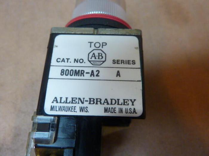 Used ALLEN BRADLEY Push Button 800MR-A2 BLACK #32406 DNL SCRAPPED