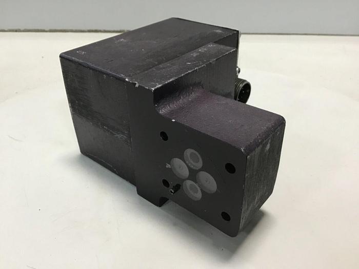 Used VICKERS Proportional Control Valve EHST-3-FVF-30 #145512