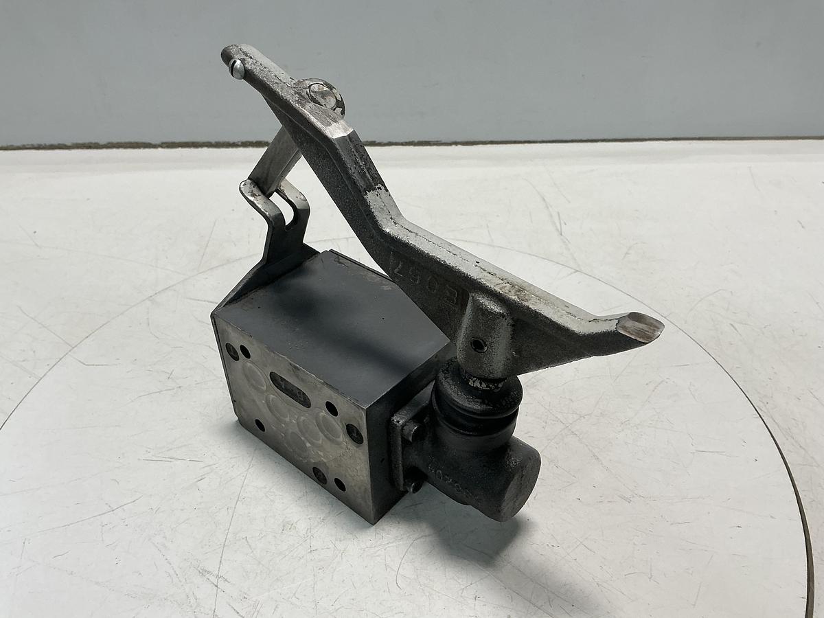 Used PARKER D3ML4B/66689 10