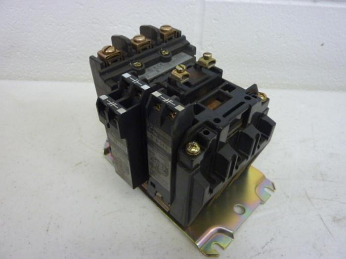 Used ALLEN BRADLEY Contactor 500-AOD93 SER B #50058