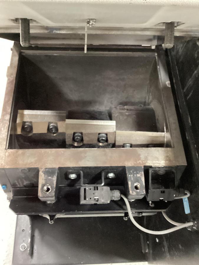 Used MILACRON MG-814 GRINDER