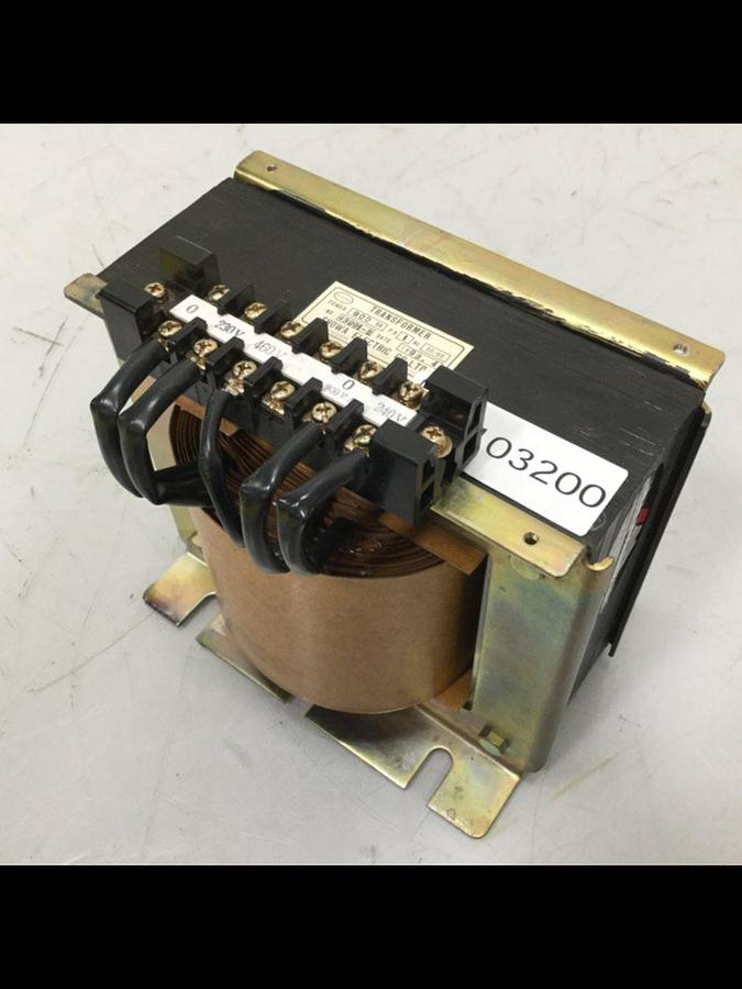 Used SHOWA 0.9 kVA Transformer 43991-2 Used #103200