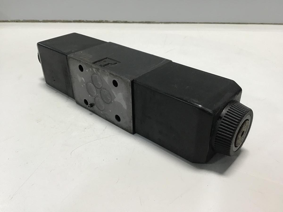 Used VICKERS KDG4V-3S-2C19S-M-U-H5-60 Valve Used # 145597