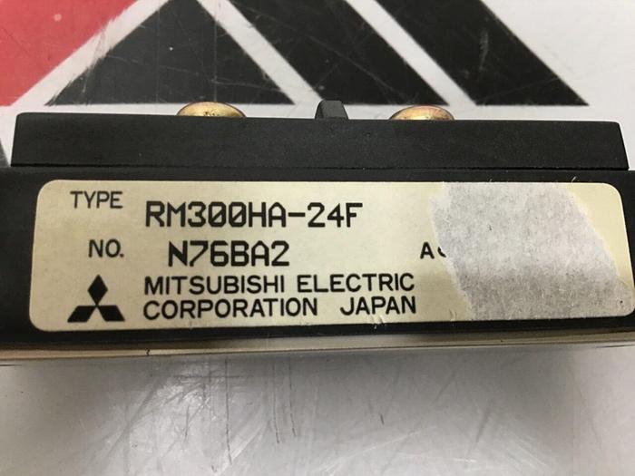 Used MITSUBISHI Power Module Supply RM300HA-24F #118646